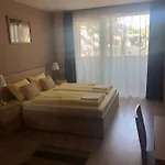 Castellum Apartmanhaz Отель типа 