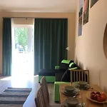 Castellum Apartmanhaz 3* Дьюла