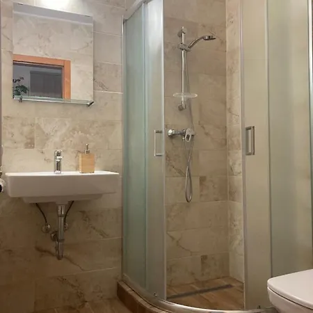Castellum Apartmanhaz Frühstückspension