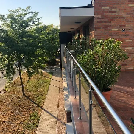 Castellum Apartmanhaz *
