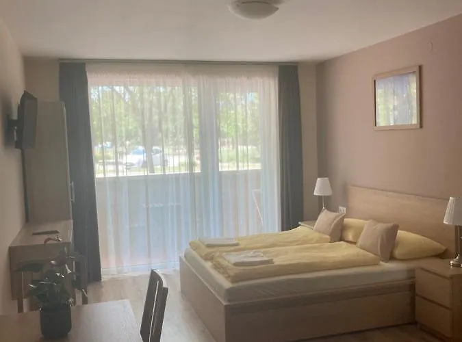 Bed & Breakfast Castellum Apartmanhaz