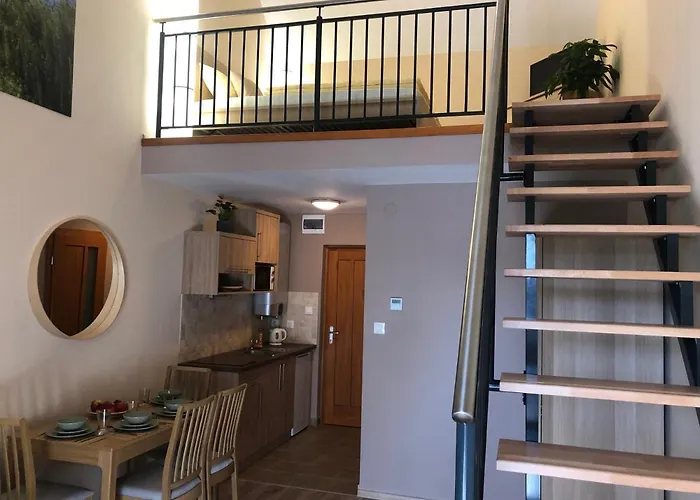 Castellum Apartmanhaz Couette-café 3*